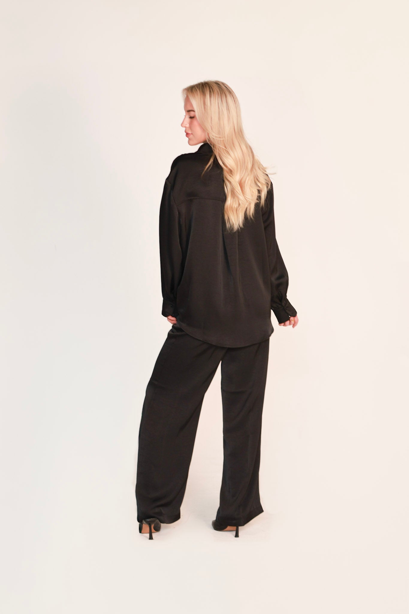 Satijnen overhemd blouse met broek - ZWART