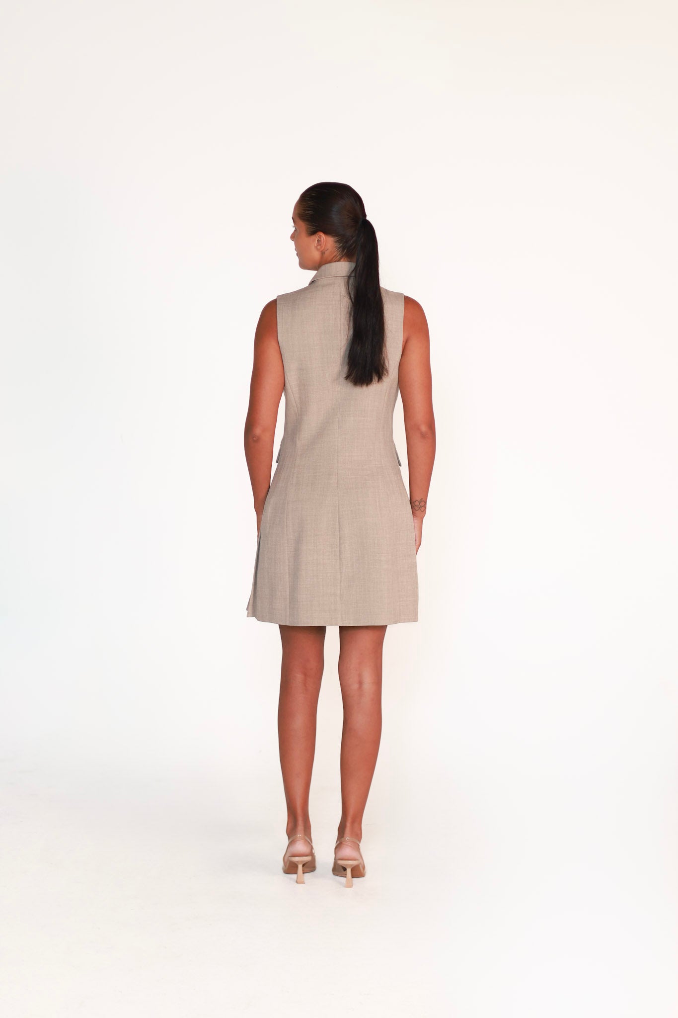 Klassieke mouwloze blazerjurk