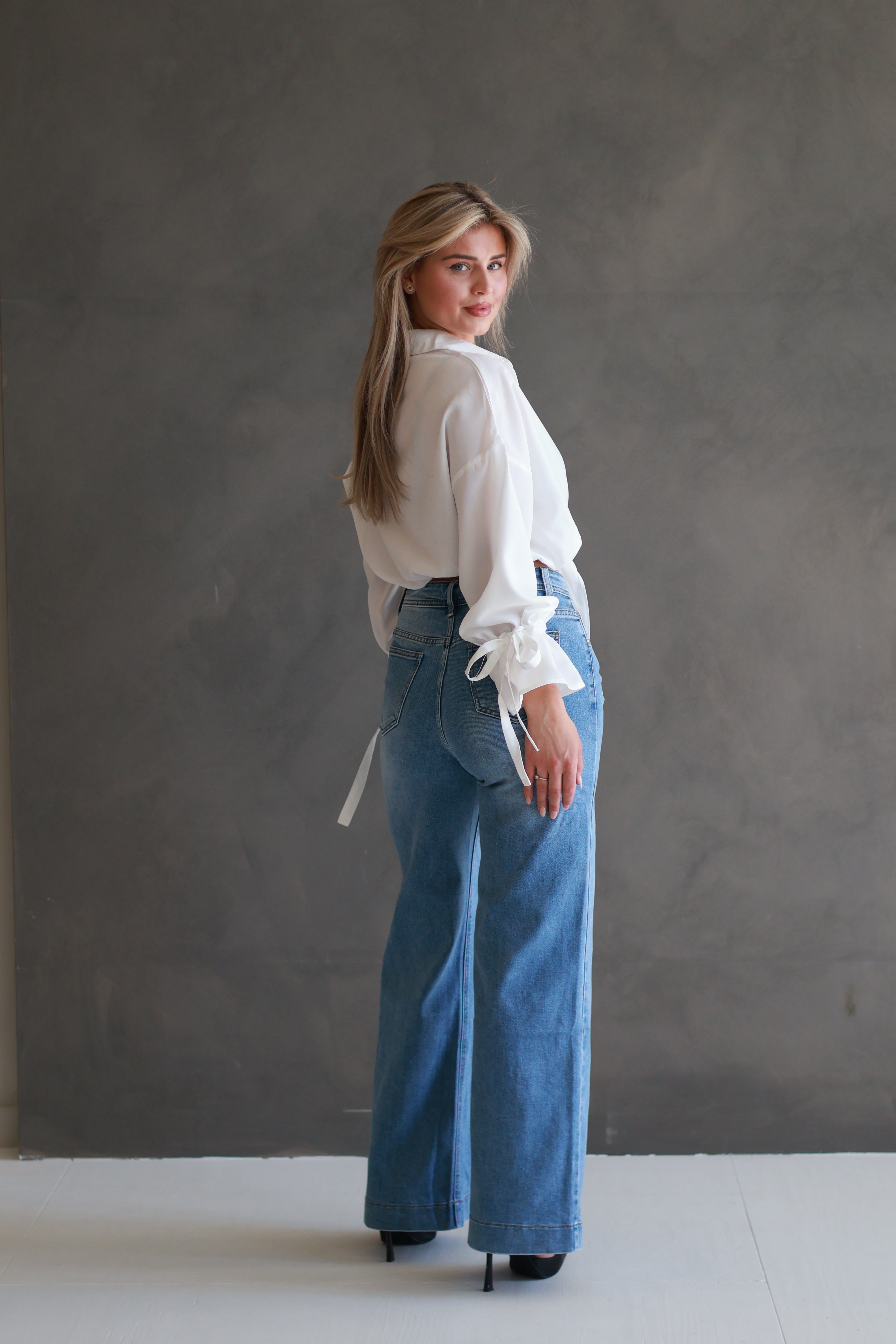 JEANS BROEK MET HOGE WAIST
